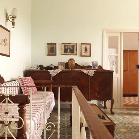 Rosabella Apartment *